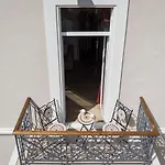 Camara Apartment *